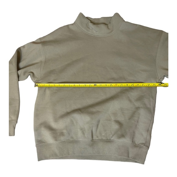 NWT Fear of God Essentials Green Mock Neck Sweatshirt Back Logo plate Medium - Picture 8 of 9